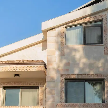 Kalender フェティエ