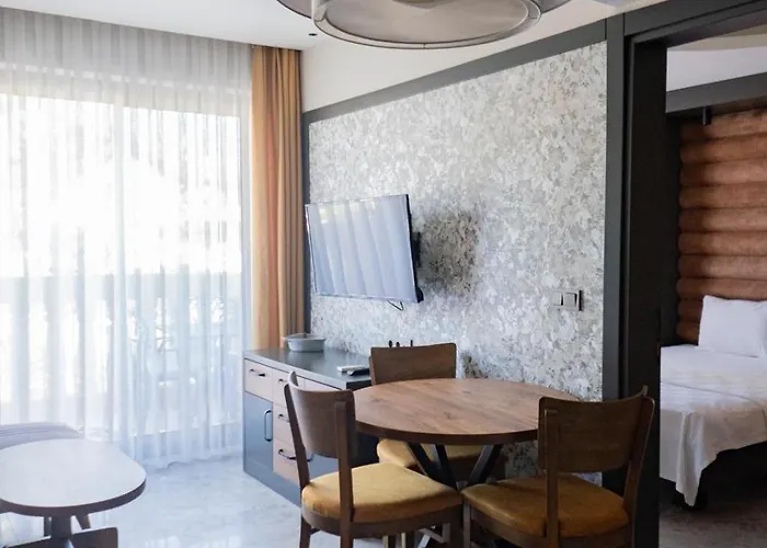 Kalender Hotel de apartamente 4*